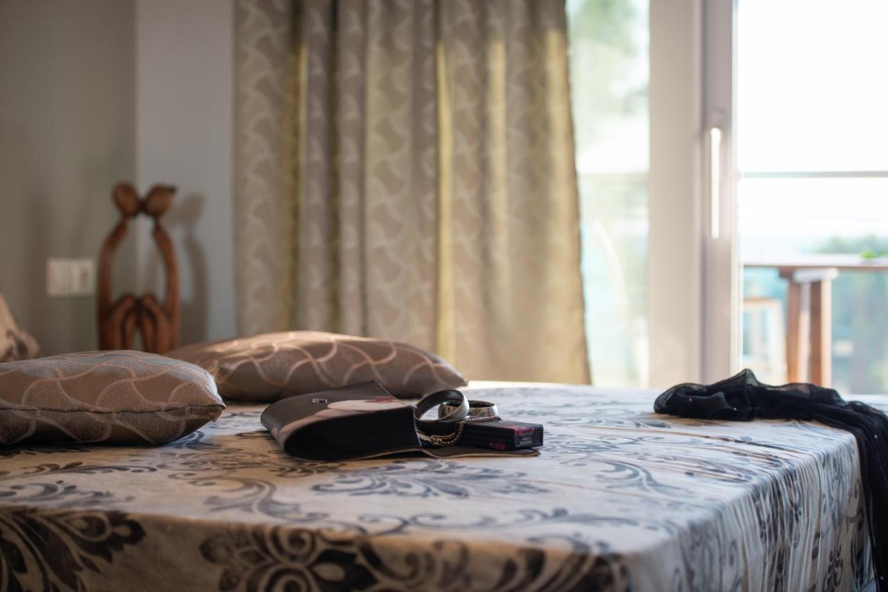 Sunset Studios - Suites With Seaview & Back Side Apartements توروني المظهر الخارجي الصورة