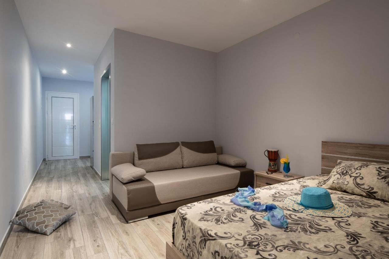 Sunset Studios - Suites With Seaview & Back Side Apartements توروني المظهر الخارجي الصورة