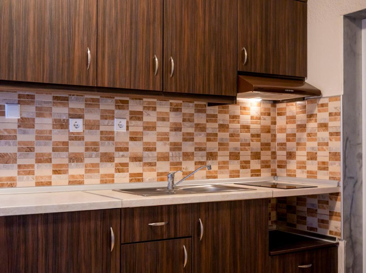 Sunset Studios - Suites With Seaview & Back Side Apartements توروني المظهر الخارجي الصورة