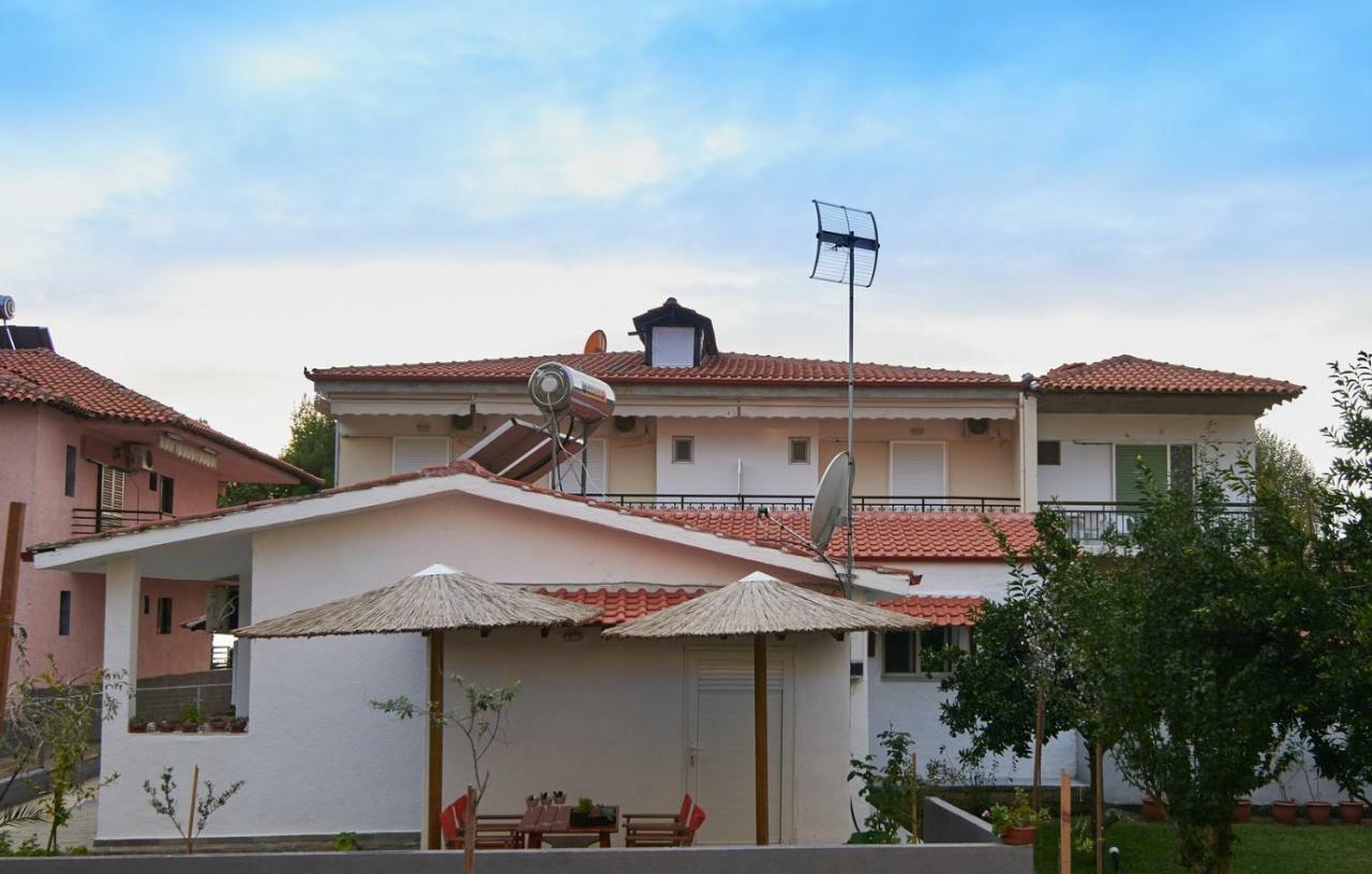 Sunset Studios - Suites With Seaview & Back Side Apartements توروني المظهر الخارجي الصورة