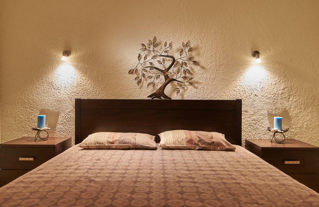 Sunset Studios - Suites With Seaview & Back Side Apartements توروني المظهر الخارجي الصورة
